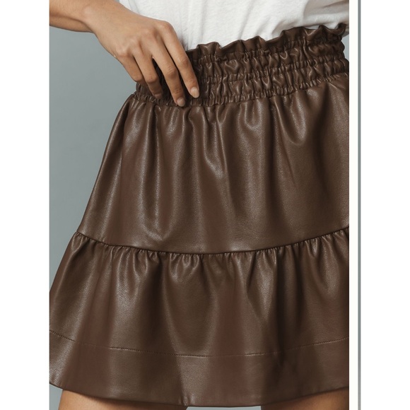 The Somerset Mini Skirt: Faux Leather Edition - Picture 2 of 6